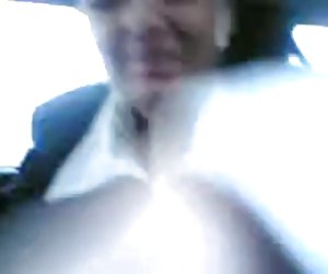 Chesty pornstar sydney deri oral seks verir