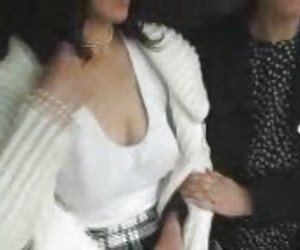 Bu teen fuck seviyor
