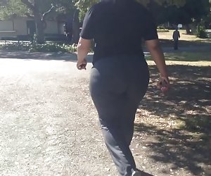 Eğildim ve onu bo tarafından hardcore siki seksi office piliç