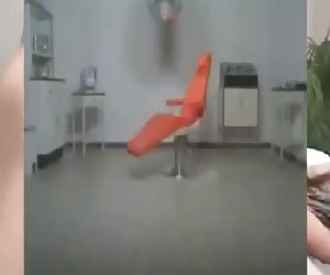 Seksi Asyalı küçük göğüsleri