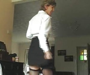 Misterfake amatör milf döküm Derin Gırtlak ıslak kedi